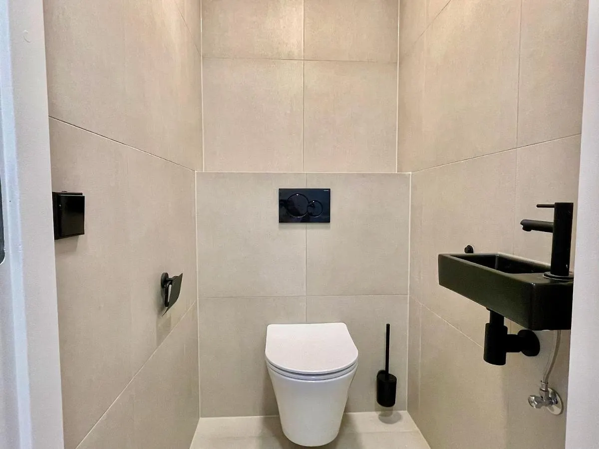 Detailed 1 Bedroom Serviced Apartment 63M2 -Mnl D- Rotterdam Netherlands